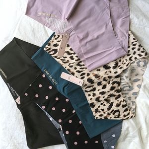 Victoria's Secret M No-show Hiphugger Panties
